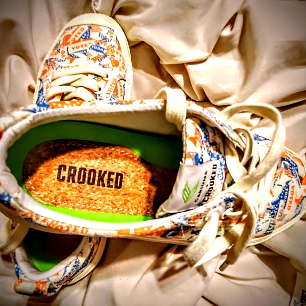 VOTE Women's Sneakers size 6.5 by Caruima Crooked